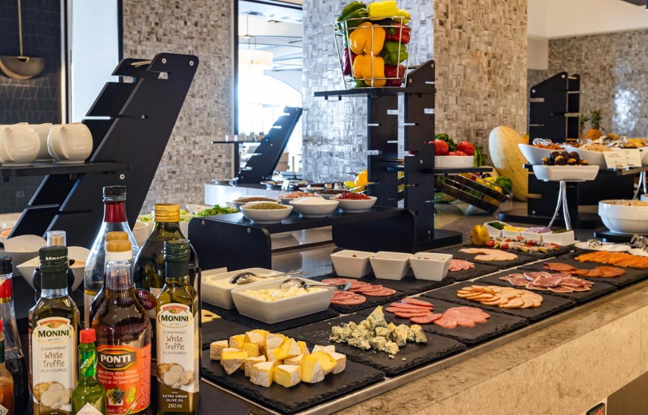 Hilton Samarkand Regency Εξωτερικό φωτογραφία