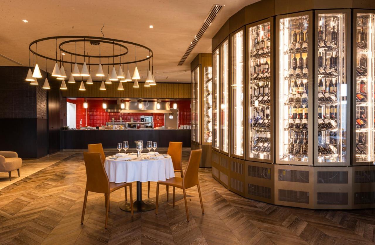 Hilton Samarkand Regency Εξωτερικό φωτογραφία