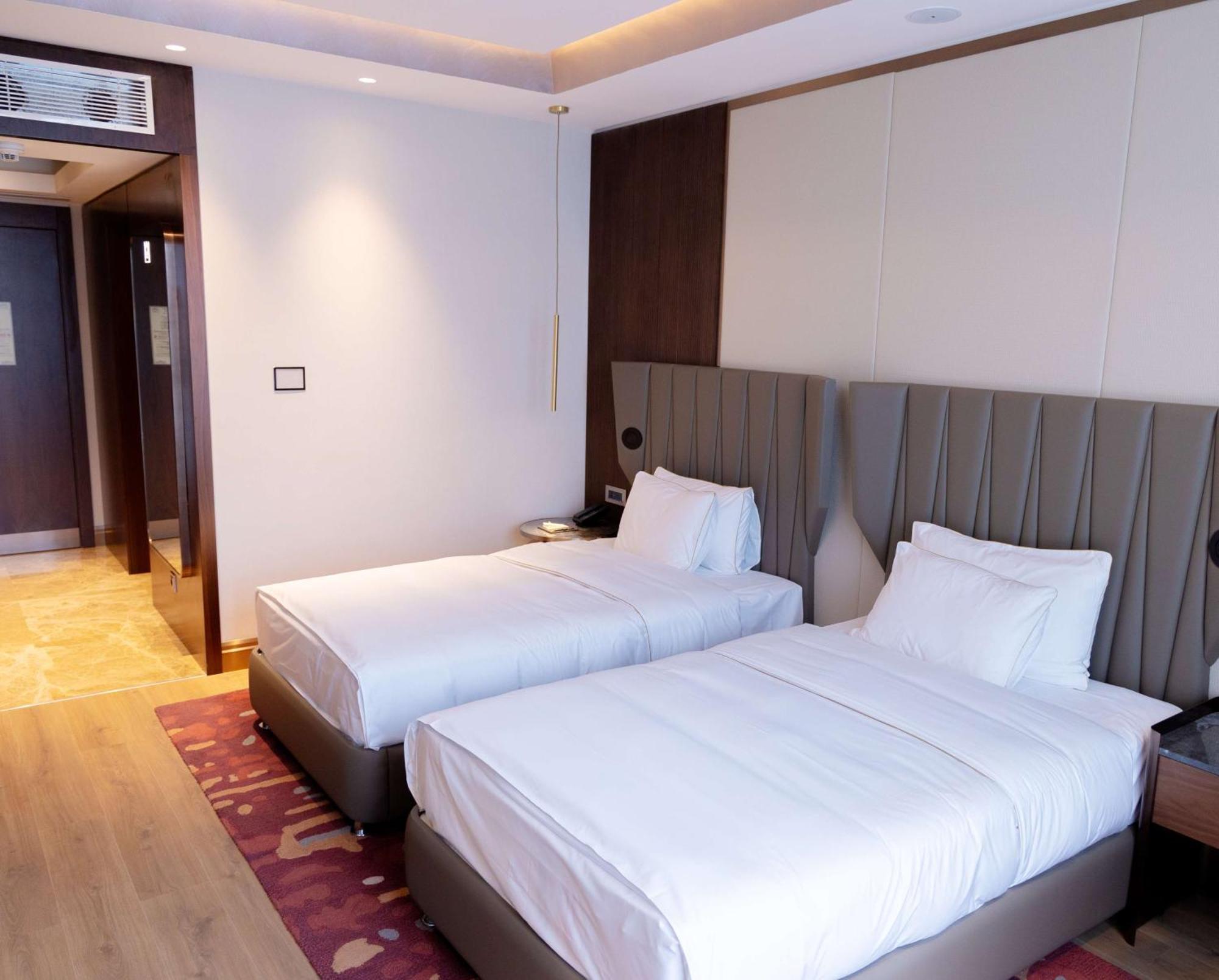 Hilton Samarkand Regency Εξωτερικό φωτογραφία